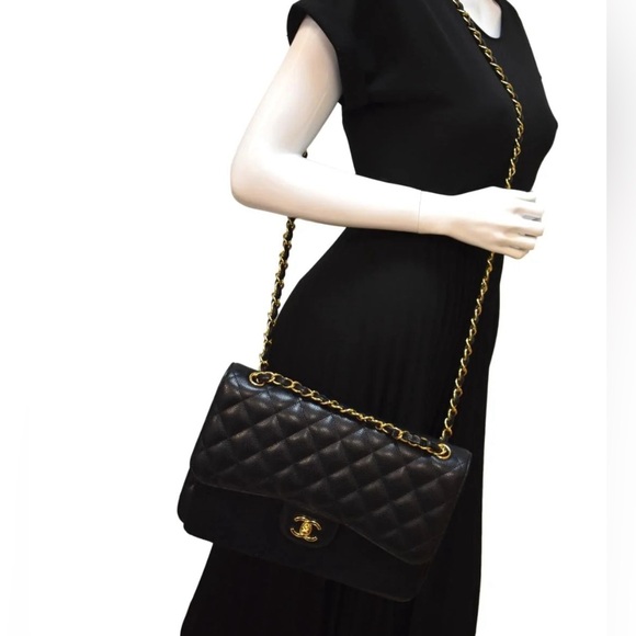 CHANEL Classic Double Flap Bag Quilted Caviar Jumbo Black - Picture 4 of 14